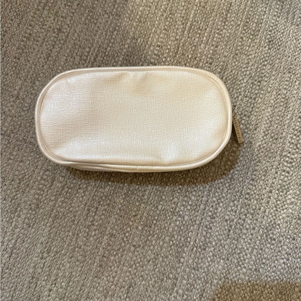 Bareminerals Cream faux leather Textured cosmetics bag